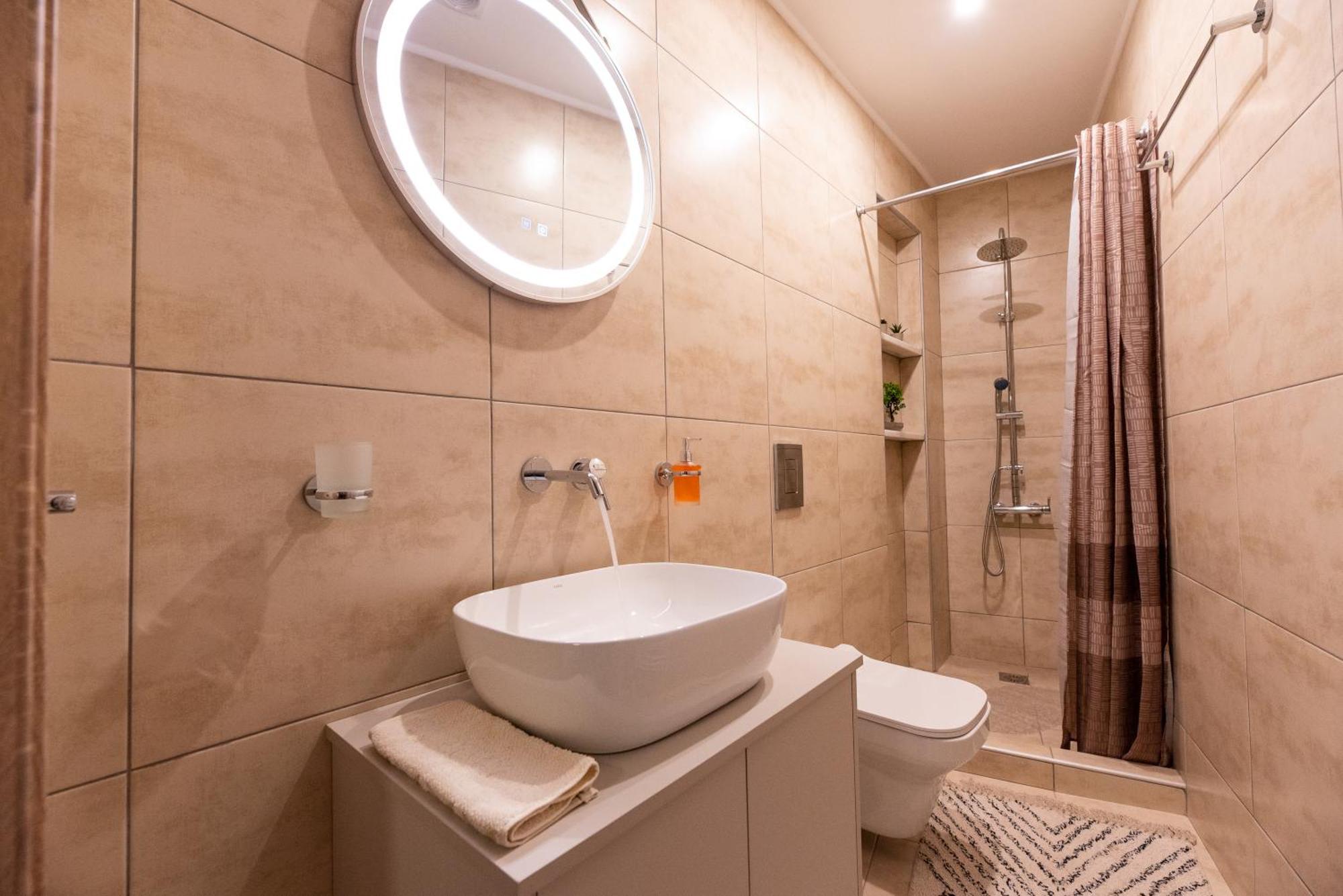 Apartment Stamos Airport